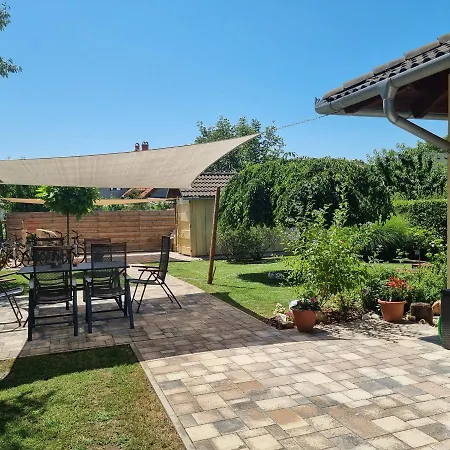 Vendeghaz Holiday home
